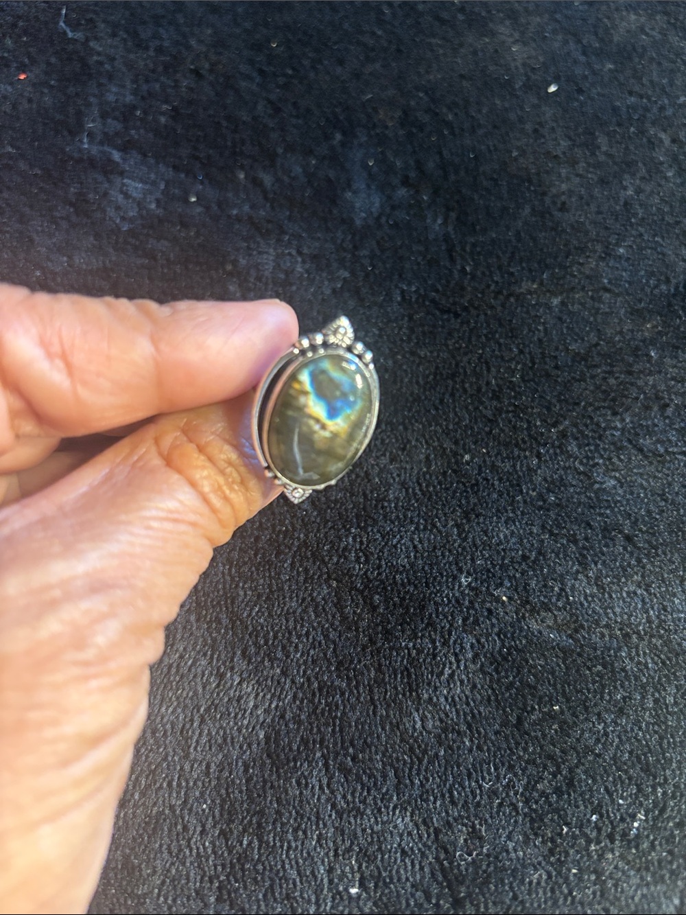 Silver Plated Labradorite Oval Statement Ring - Iridescent Green Blue Size 5